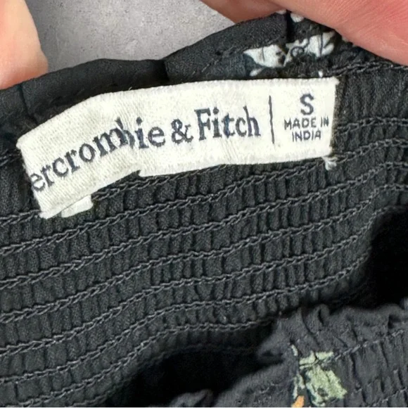 Abercrombie‎ & Fitch Smocked Black Floral Dress Size Small Mini Long Sleeve Boho - Picture 5 of 16